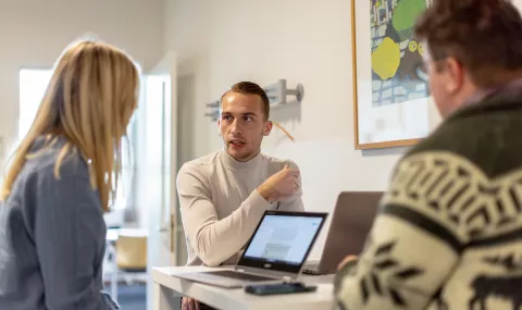 Master Leren & Innoveren scoort bovengemiddeld goed in de Keuzegids én is opvallend populair